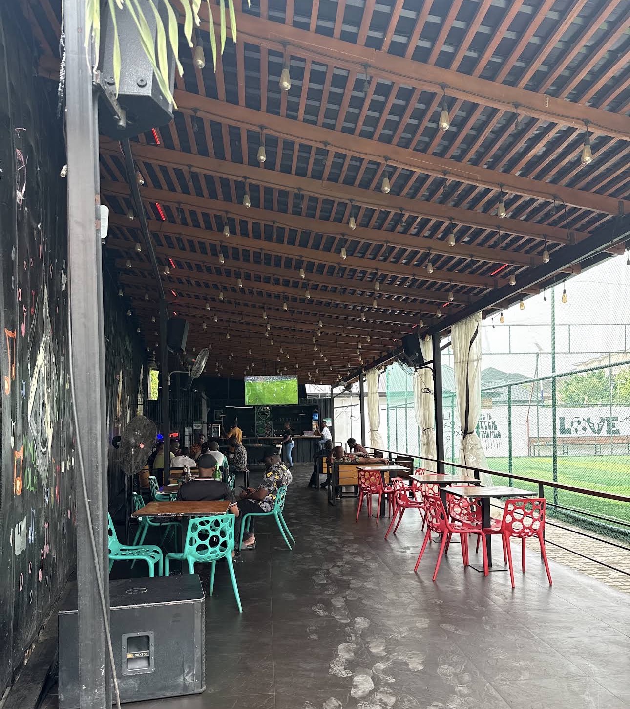Monaliza Tennis Club seating